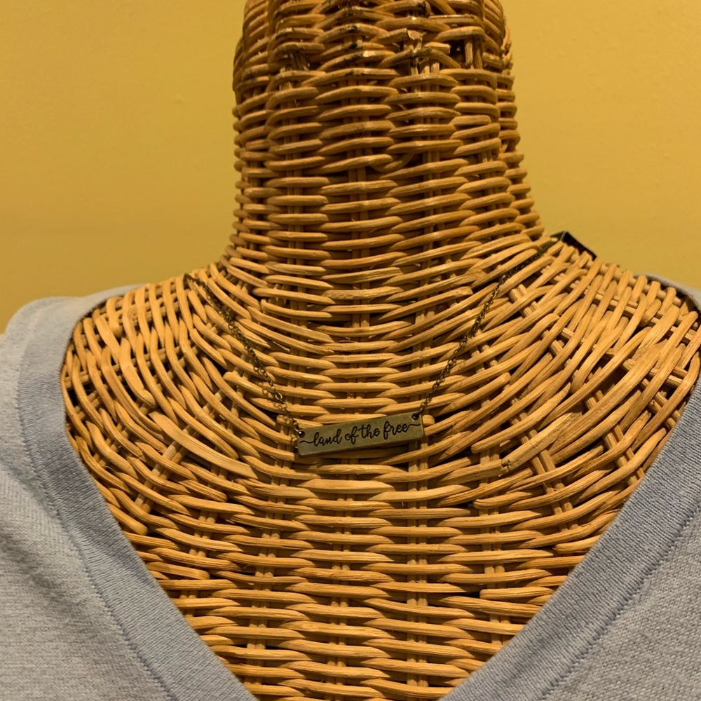 land of the free necklace/earring set